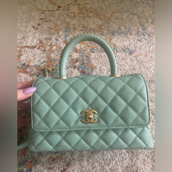 CHANEL Caviar Quilted Coco Chain Handle Flap Light Green - Picture 2 of 13